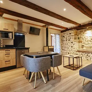 Jolie Maison Deux Et Canapé-lit #au Cœur Du Village# Hébergement de vacances Sainte-Eulalie-d'Olt